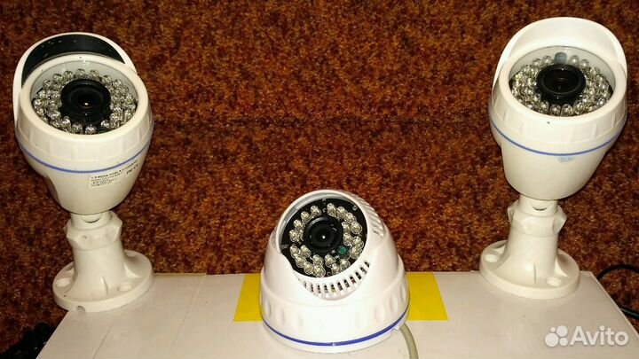 Видеорегистратор, монитор,видеокамеры, кабель