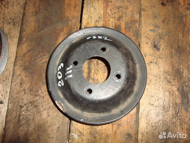 Шкив помпы W203 M111 A1112020110