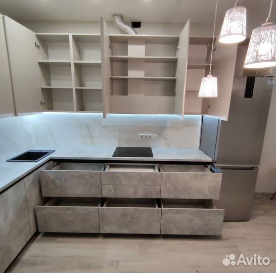 Кухни и шкафы на заказ