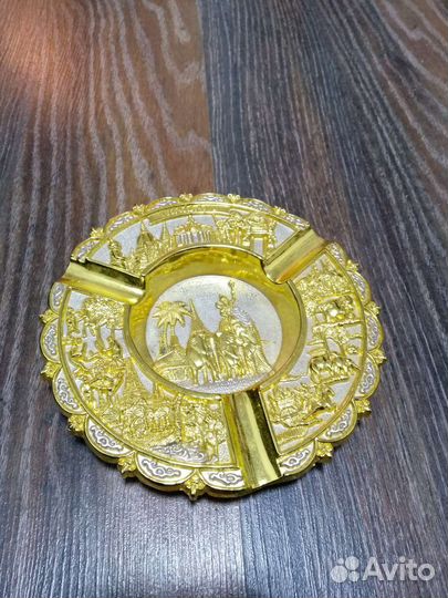 Пепельница из Тайланда