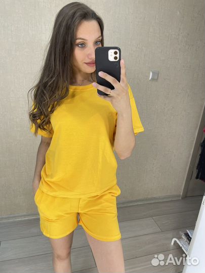 Костюм женский