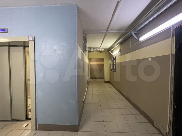 2-к. квартира, 58 м², 3/14 эт.