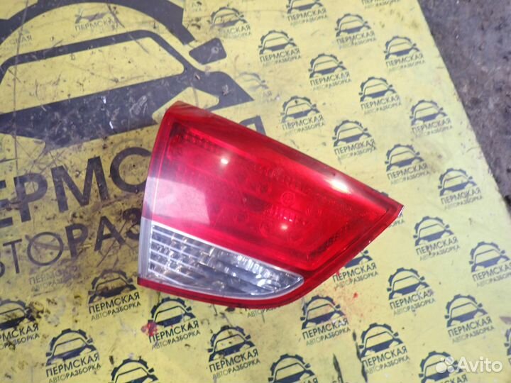 Фонарь задний внутренний для Hyundai ix35