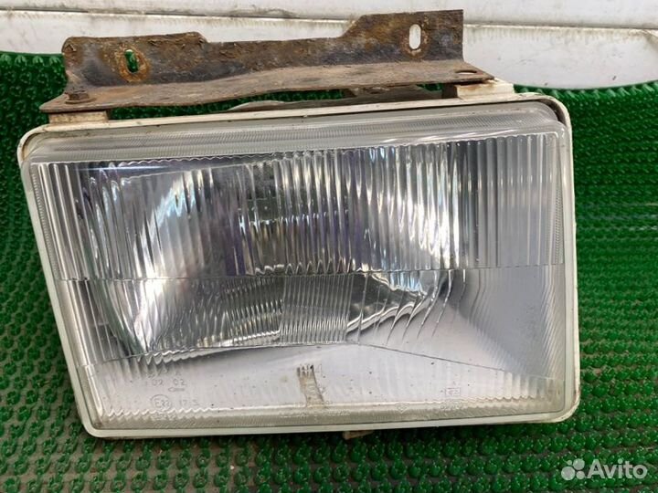 Фара передняя правая Газ Газель 3302 3302 1998
