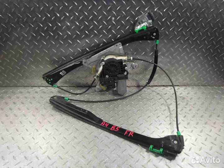 Стеклоподъемник электр. передний правый Audi A4 B5