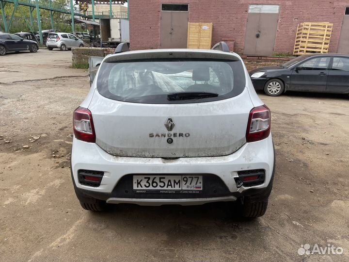 Автомобиль в разборе Renault Sandero Stepway (2 по