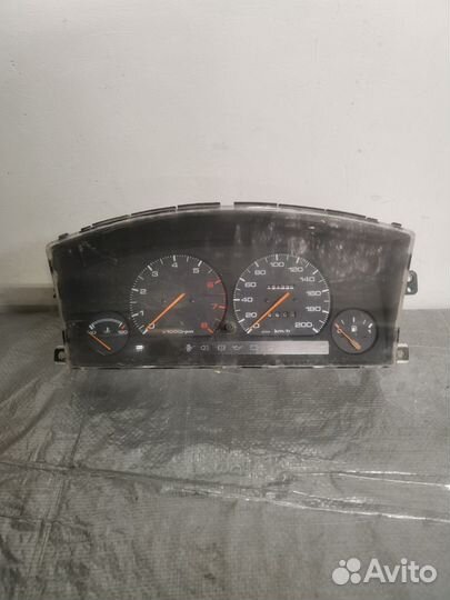 Щиток приборов Мазда 626 91г