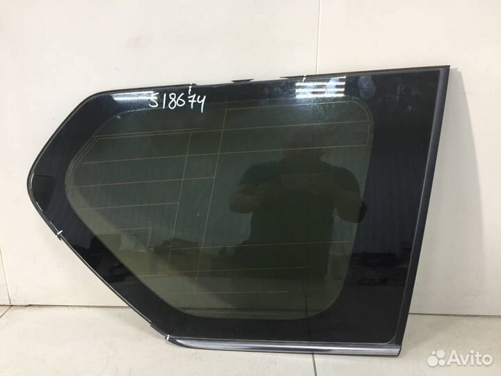 Стекло кузовное глухое правое Toyota Land Cruiser