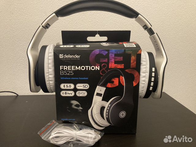 Беспроводные наушники новые черные