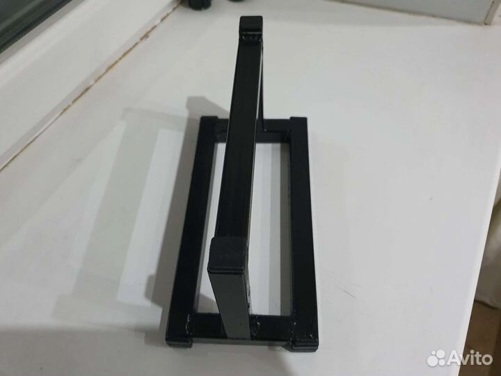 Подставка под эспандеры captains of crush