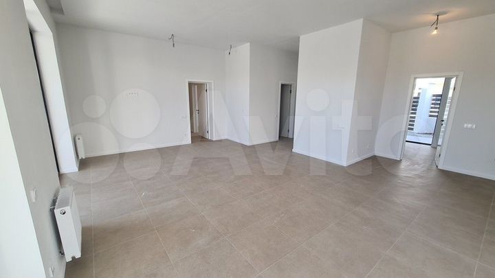 Дом 182 м² на участке 5 сот.