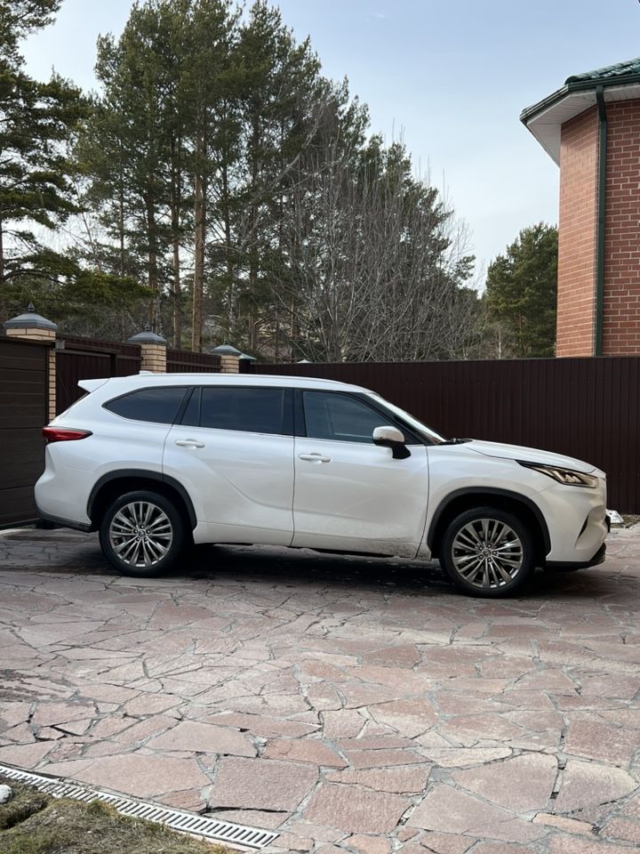 Toyota Highlander: фото владельца