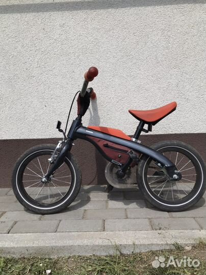 Велосипед беговел bmw