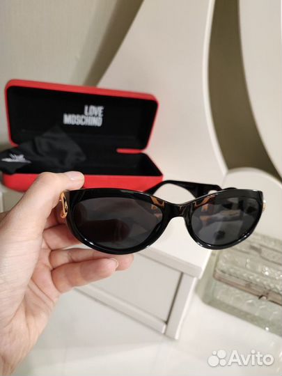 Солнцезащитные очки Moschino оригинал