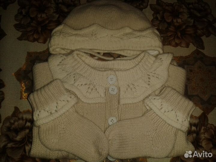 Вязаный комплект на девочку
