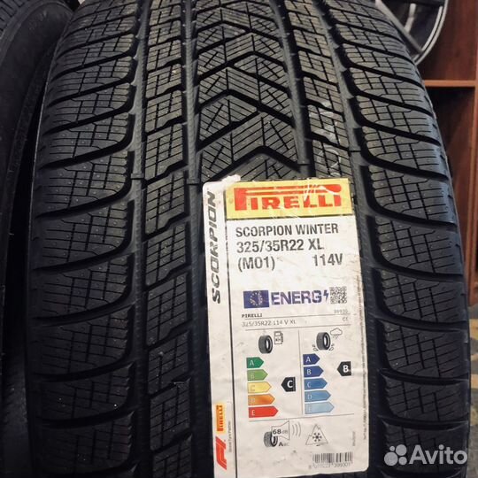 Pirelli Scorpion Winter 325/35 R22 и 285/40 R22