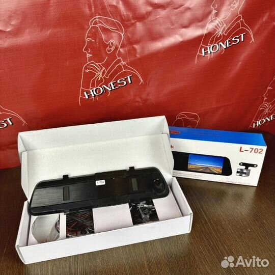 Зеркало-видео регистратор с камерой заднего вида