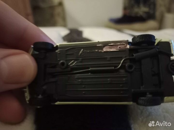 Машинки 1:43 20штуки металл и одна из них 1:64