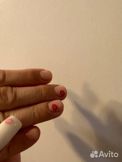 Маникюр на дому