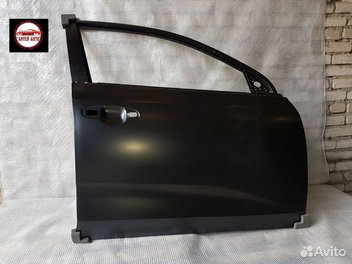 Дверь передняя правая Kia Rio 4