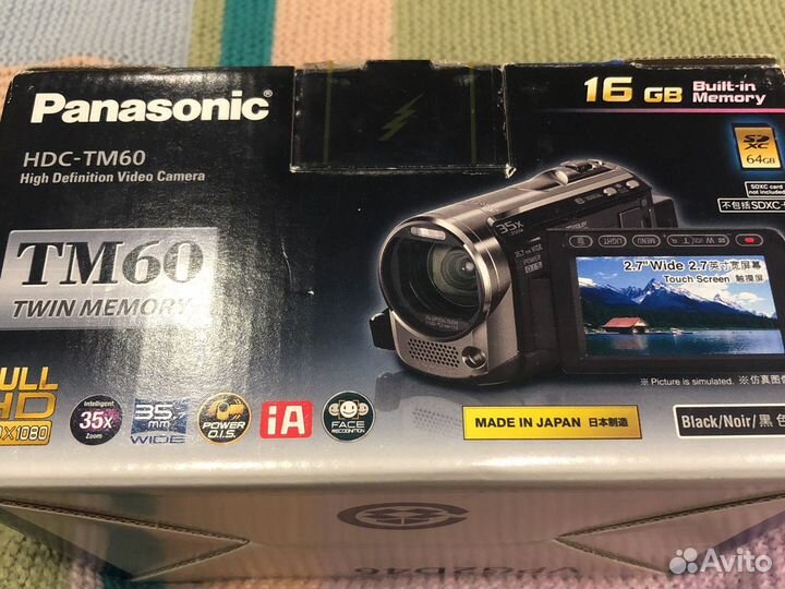 Видеокамерa HDC-TM60