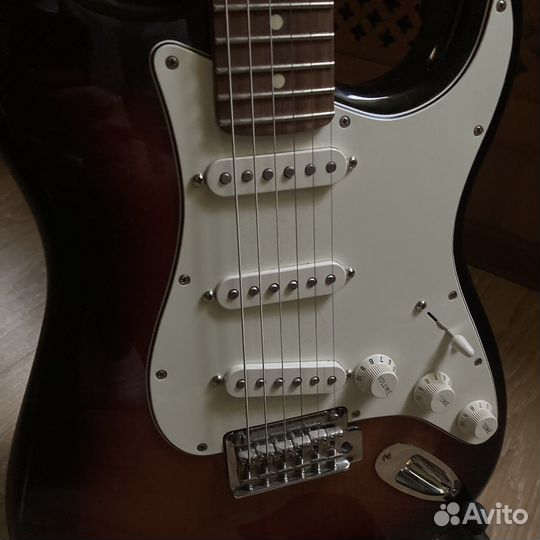 Электрогитара Fender Stratocaster Player (Мексика)