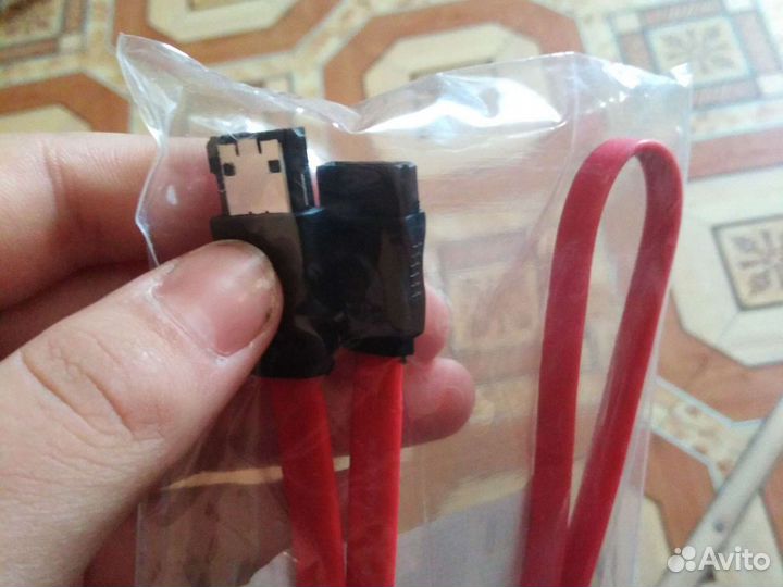 Шлейф еsata-sata3