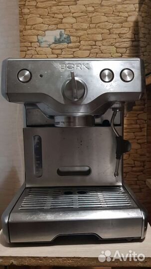 Кофемашина Bork c800