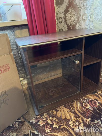 Тумба прикроватная