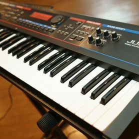 Синтезатор roland juno gi