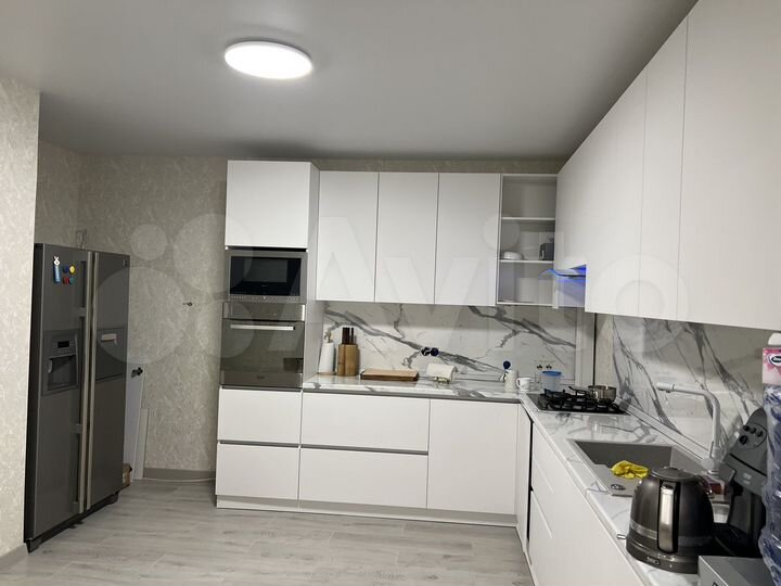 4-к. квартира, 145 м², 6/8 эт.