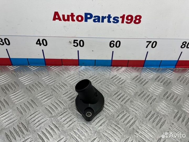 Крышка термостата Nissan X-Trail T31 MR20DE 2009