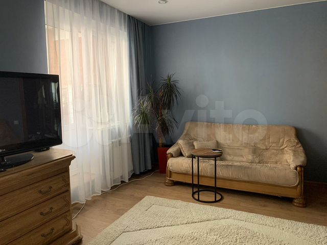 3-к. квартира, 104,3 м², 3/10 эт.