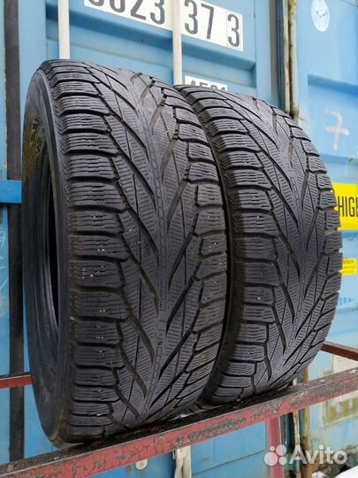 Nokian Tyres Hakkapeliitta R2 SUV 265/65 R17