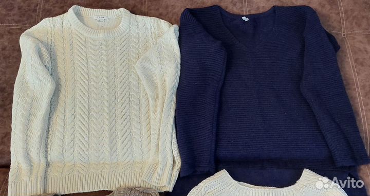 Свитер 40-46 и жилетка новая