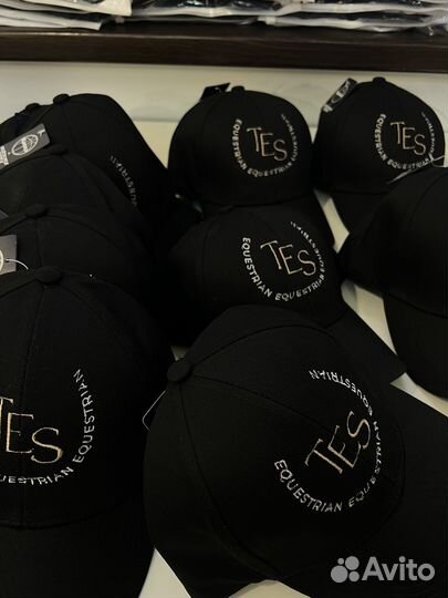 Вышивка на одежде, кепках, худи, футболки оптом