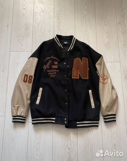 Продам куртку