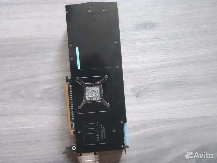 ATI Radeon hd 5870 1gb