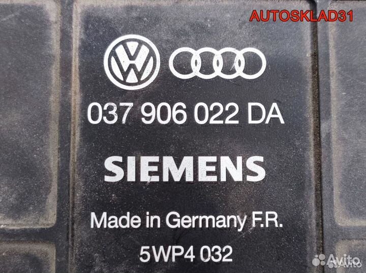 Блок эбу Volkswagen Passat B3 037906022DA