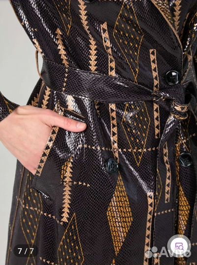 Плащ женский