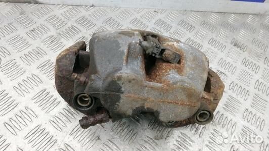 Суппорт тормозной передний правый mercedes benz M