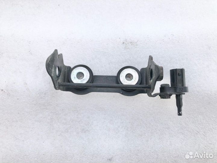 Yamaha MT-07 ABS 2019 передний кронштейн бака