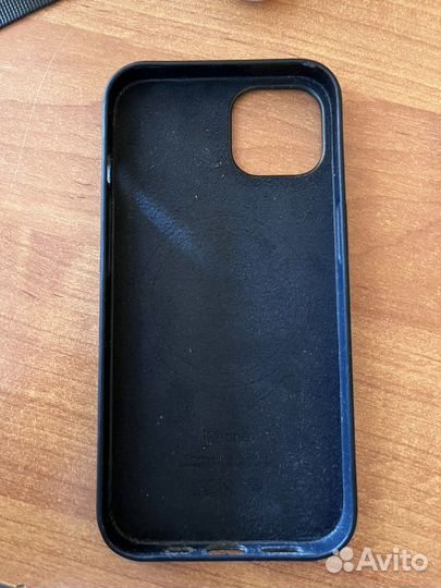 Оригинальный кожаный чехол iPhone 13