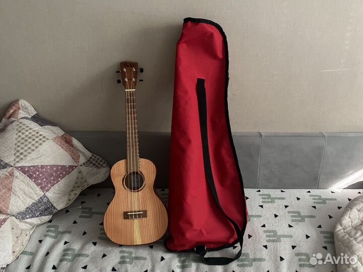 Укулеле тенор