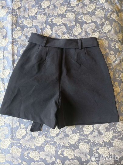 Шорты. Одежда для школы