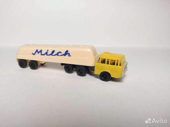 Tatra тягачи 1:120