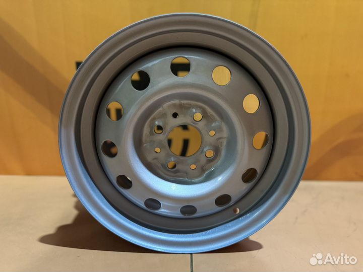 Диски штампованные Accuride 5.5x14 4x98 ET 35 D58