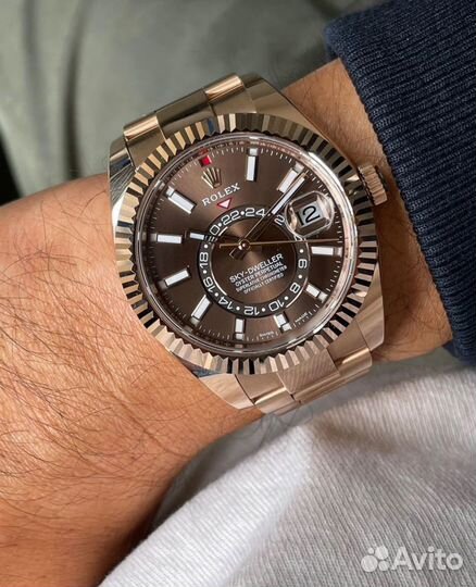 Часы Rolex Sky-Dweller 42 mm