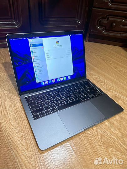 Macbook pro 13 2020 m1 8mb