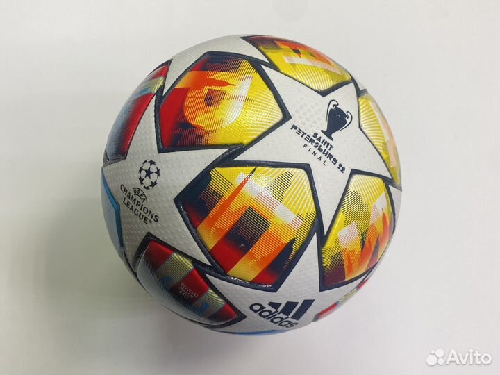 Футбольный мяч adidas финал спб